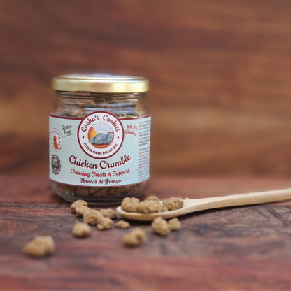 Dehydrated chicken crumble for dogs and cats